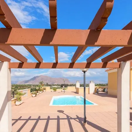 Residential Jardin Del Pintor - La Casa Amarilla *